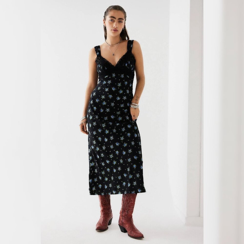 Urban Outfitters Light Before Dark Bex Floral Print Lingerie Slip Dress S 46271